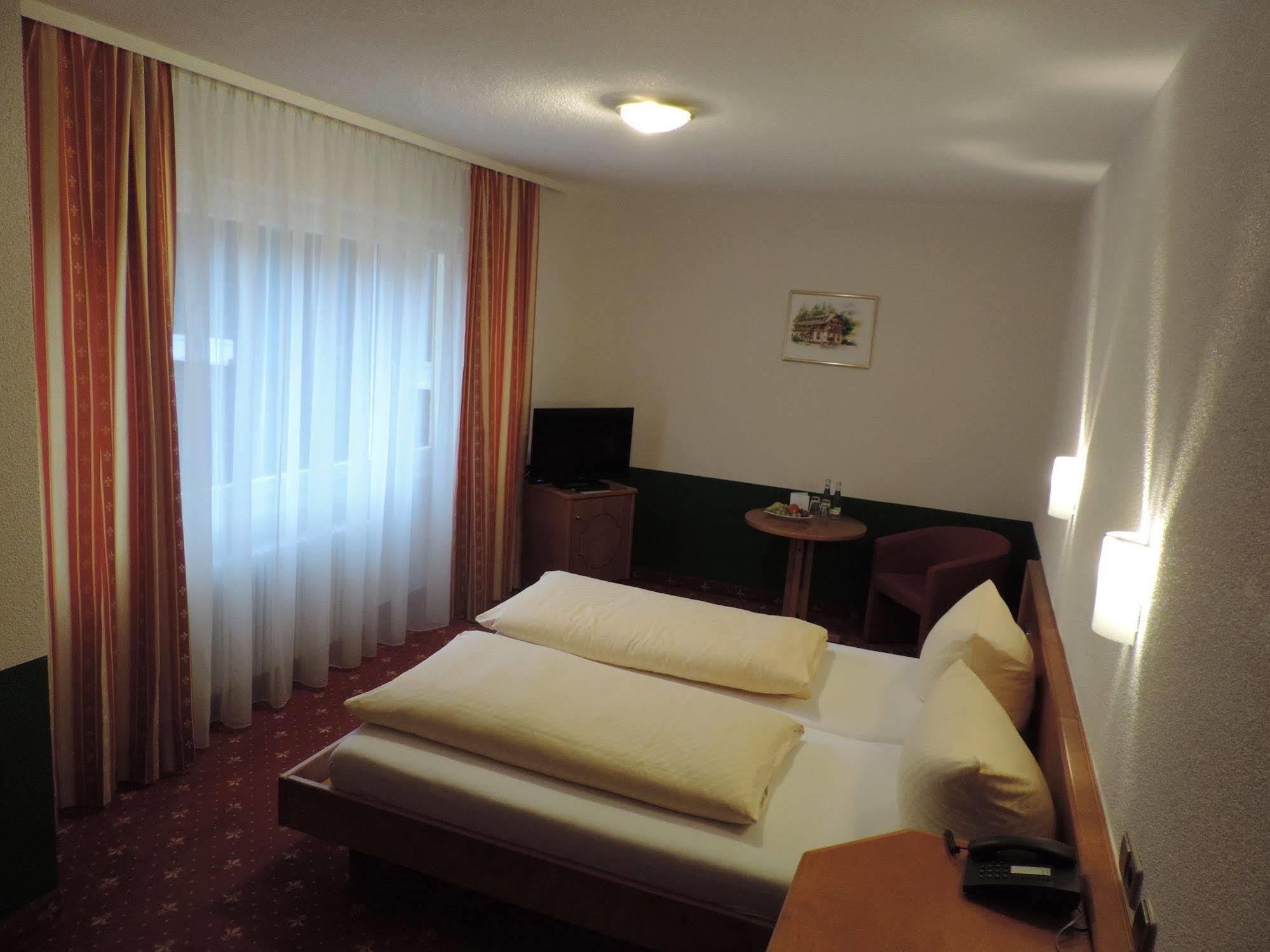 Waldhotel Forellenhof Baden-Baden Eksteriør billede