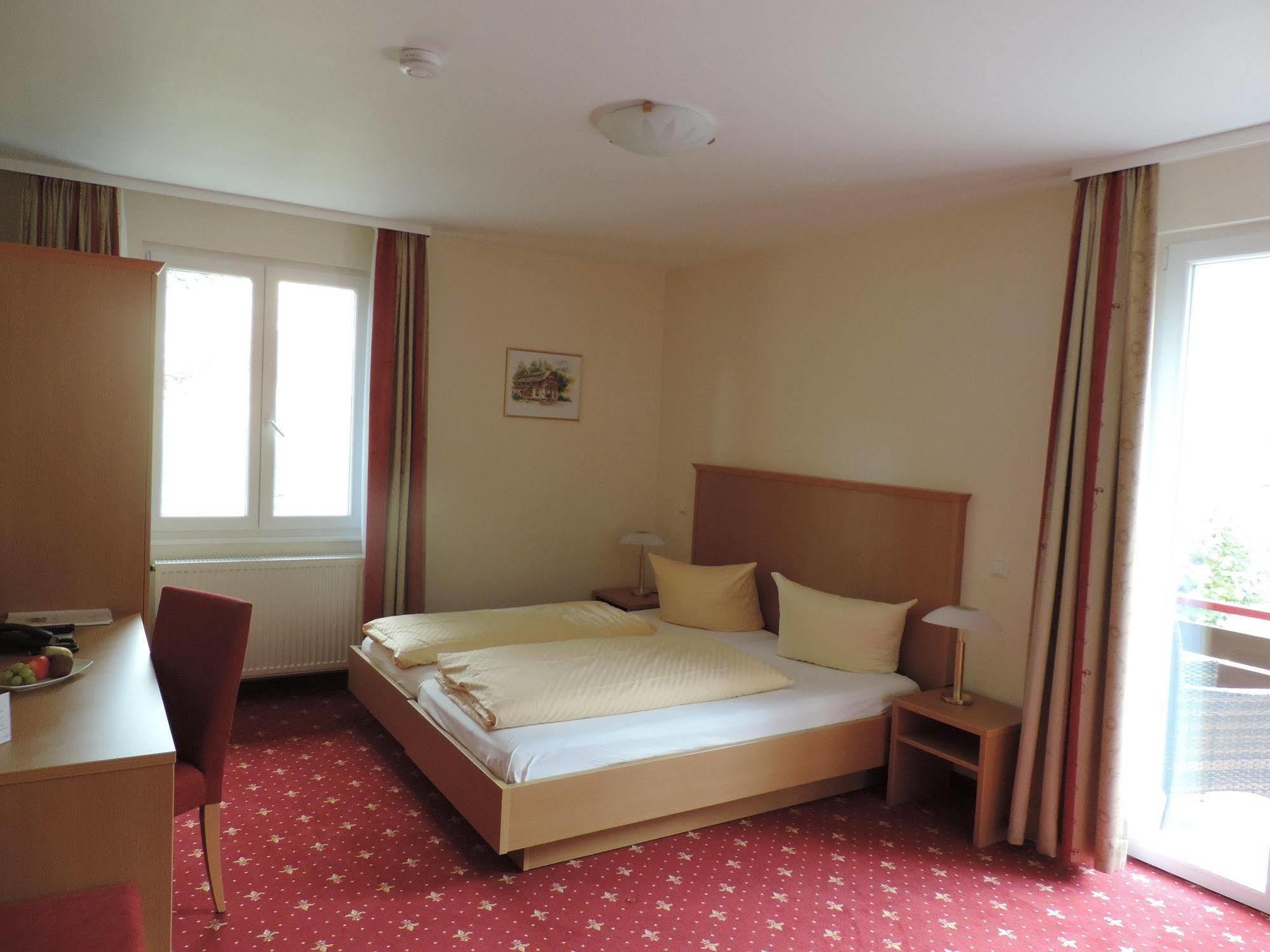 Waldhotel Forellenhof Baden-Baden Eksteriør billede